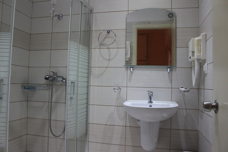 Bathroom 5, Primavera Hotel, Ionian Islands