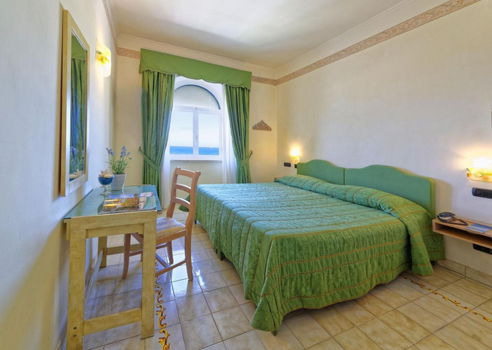 Bedroom 3, Hotel Punta Imperatore, Napoli