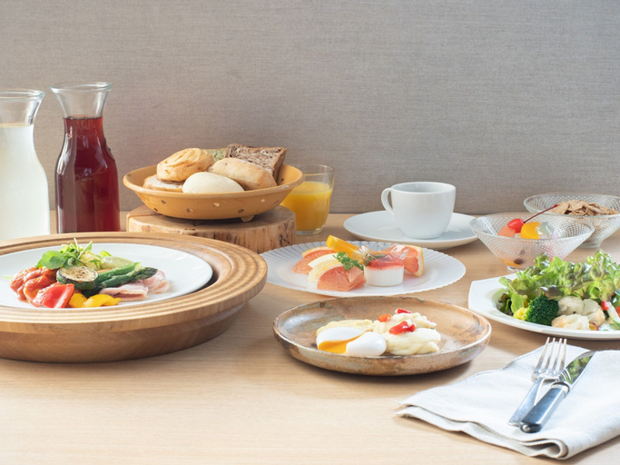 Food & Drinks 14