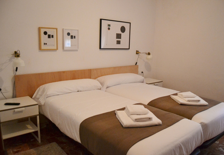 Bedroom 3, Tres Puentes Anguiano, La Rioja