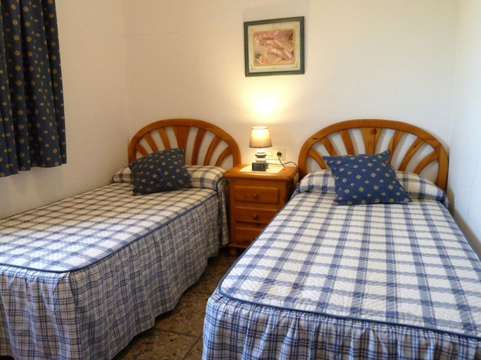 Bedroom 3, Villa Almadrava 10, Tarragona