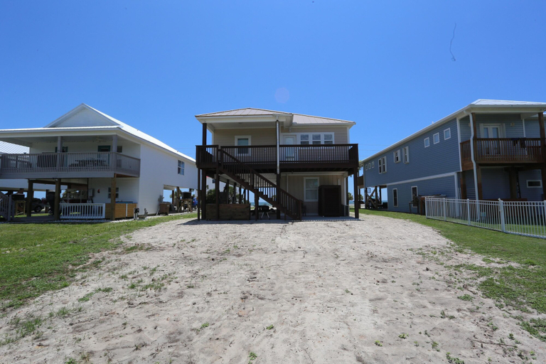 Exterior & Views 2, The Shore House, Gulf