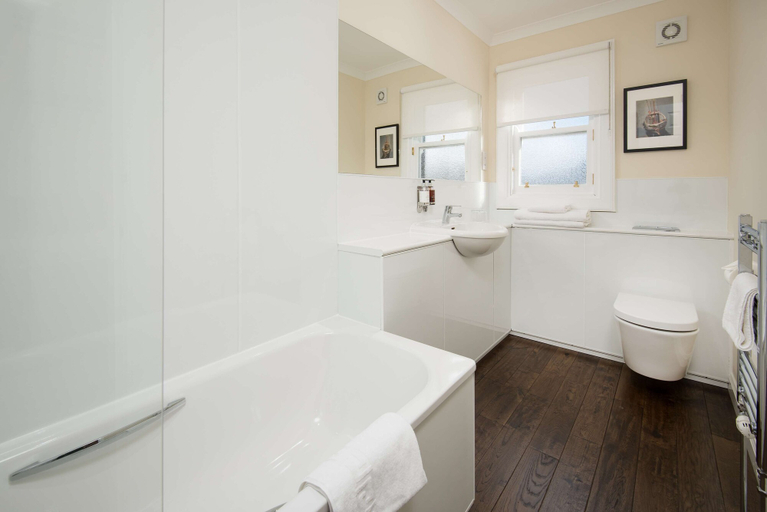 Bathroom 4, The Inveraray Inn, BW Signature Collection, Argyll and Bute