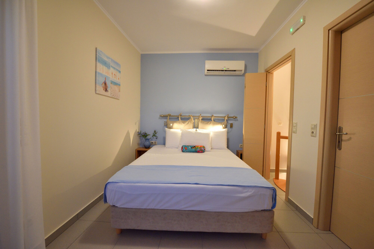 Bedroom 2, Edem Suites, Peloponnese