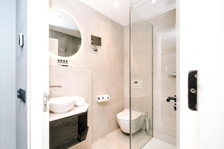 Bathroom 3, Amsterdam Beach Hotel, Zandvoort
