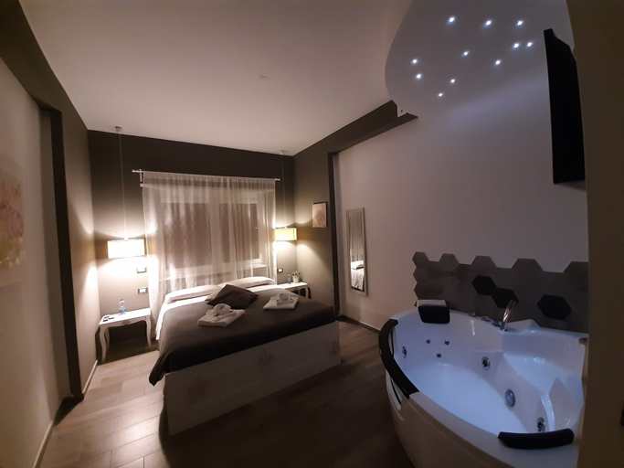 Others 5, Il Mare di Roma Luxury, Roma