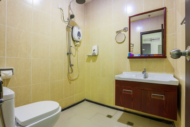 Bathroom 4, Dolphin Hotel, Chow Kit Kuala Lumpur, Kuala Lumpur