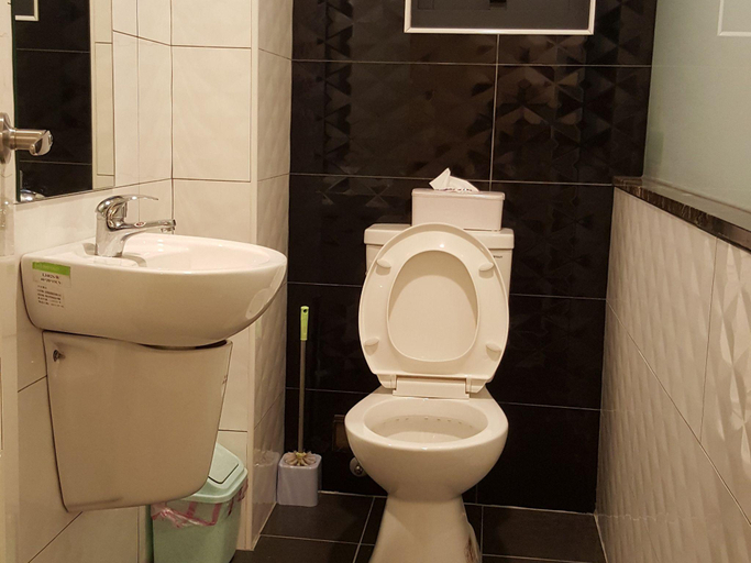 Bathroom 3, Qinbianlu Bed and Breakfast, New Taipei City