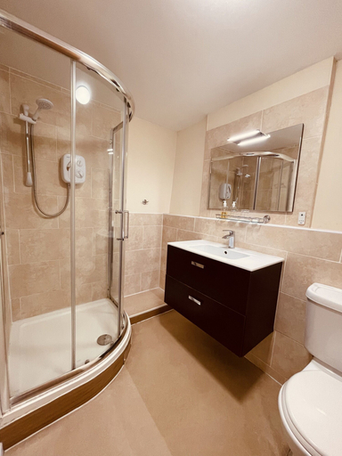 Bathroom 4, Cain Valley Hotel, Powys