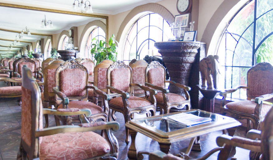 Food & Drinks 5, Resorte Marinha Dourada, North Goa