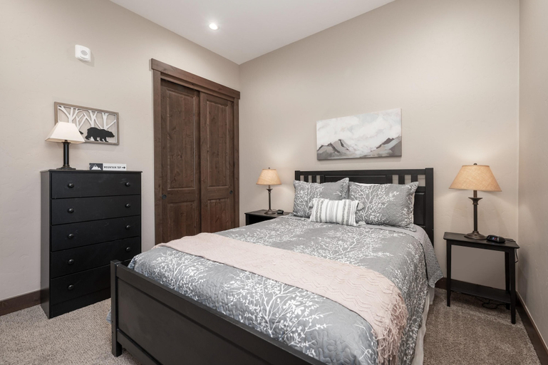Bedroom 2, Elk Creek Condos B103 by Stay Winter Park, Grand