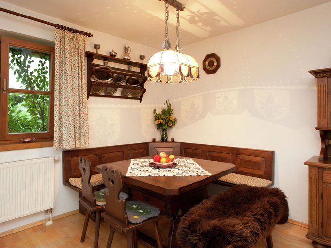 Others 4, Chalet in Austria near Ski Slopes Nature, Zell am See