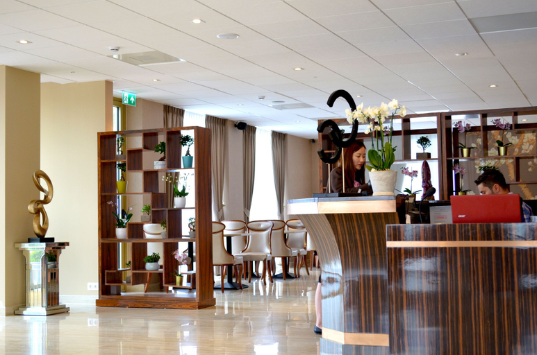 Food & Drinks 5, New Century Hotel Amsterdam, Amsterdam