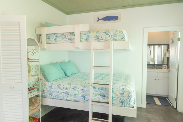 Bedroom 2, Nantucket, Nueces