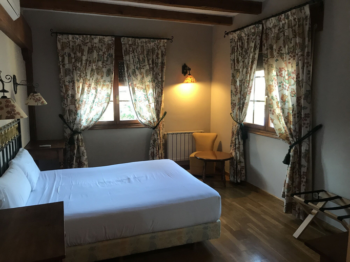 Bedroom 2, Rural Hotel Las Gacelas, Madrid