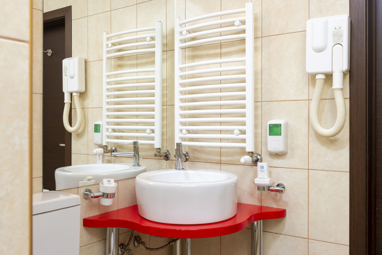 Bathroom 4, West City Hotel, Cluj-napoca