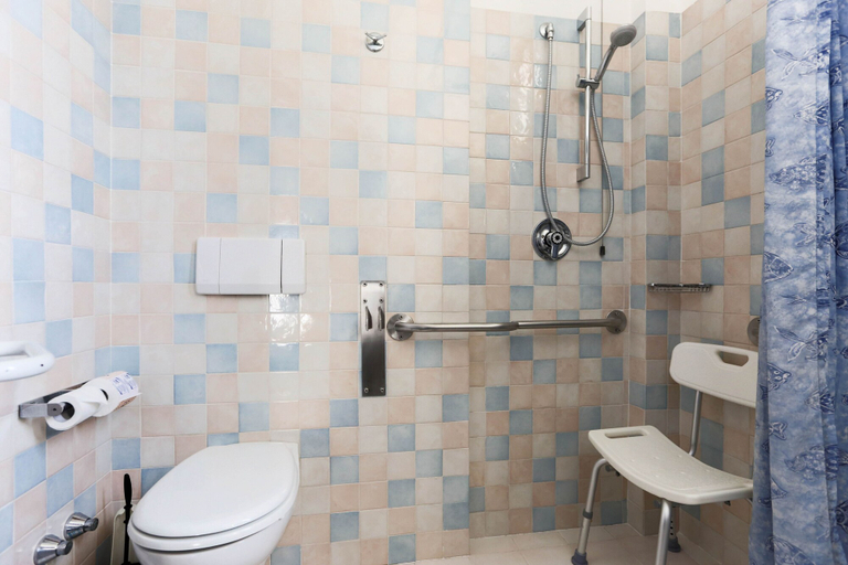 Bathroom 4, Hotel Ali d'Oro, Rimini