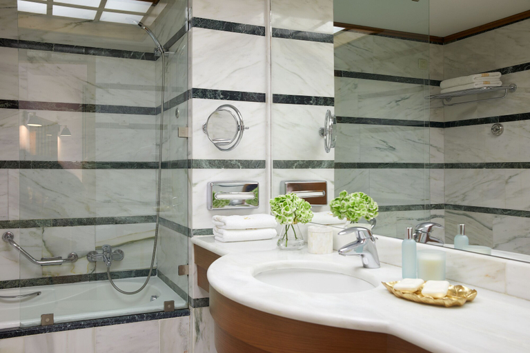Bathroom 5, Minoa Palace Resort, Crete