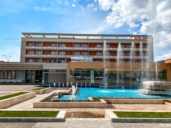 Exterior & Views 2, Hotel Rivulus, Baia Mare
