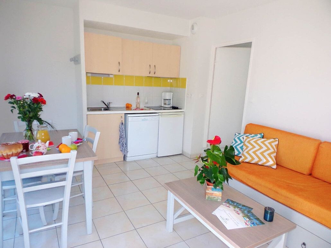 Others 5, Laouchet le Hameau des Grands Lacs, Landes