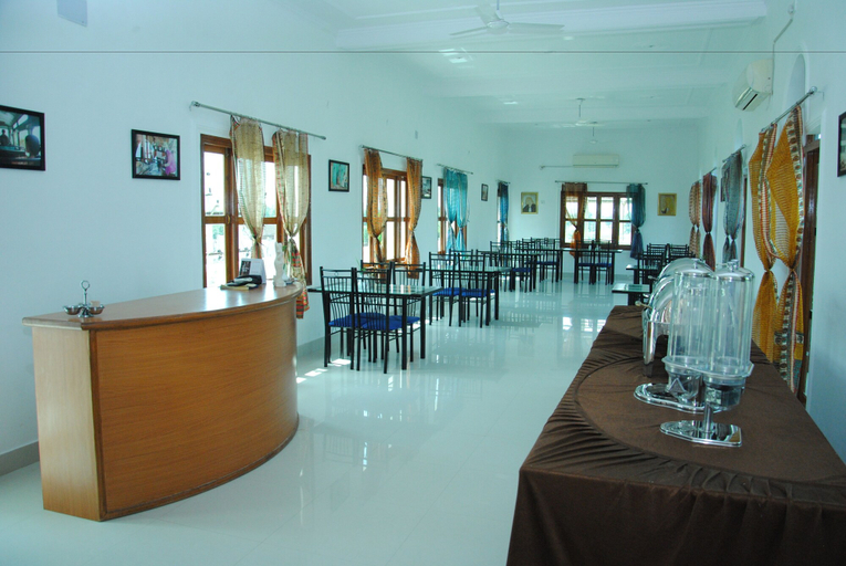 Food & Drinks 5, Hotel Isabel Palace, Chhatarpur