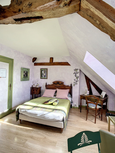 Bedroom 4, L'Orée des Vignes, Nièvre