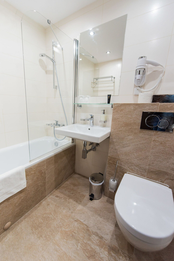 Bathroom 5, Hotel Galanta, Galanta