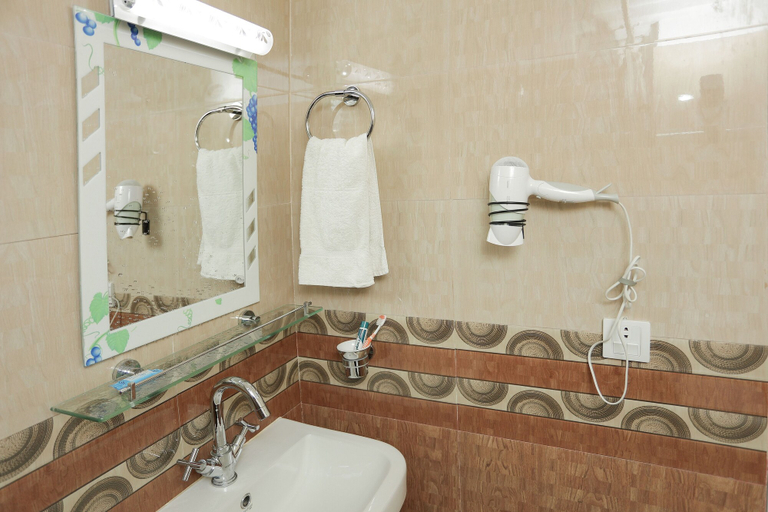 Bathroom 5, Hotel Access Nepal, Bagmati