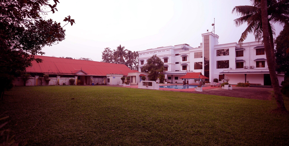 Exterior & Views 2, Quality Airport Hotel, Ernakulam