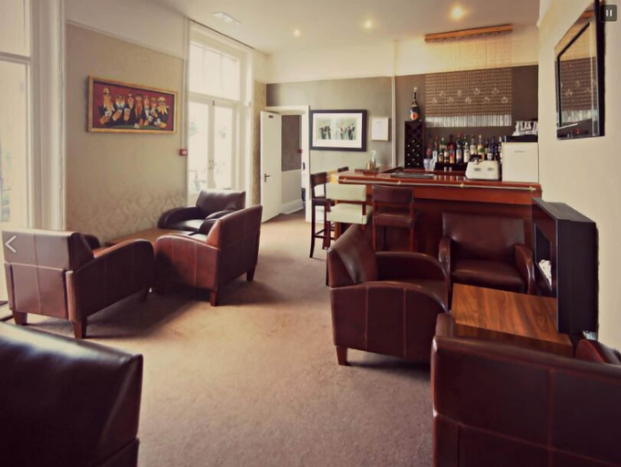 Others 3, Hillcrest Hotel, Lincolnshire