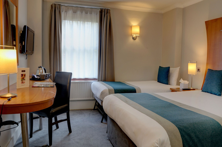 Bedroom 2, Hyde & Seek, London Hyde Park, a Tribute Portfolio Hotel, London