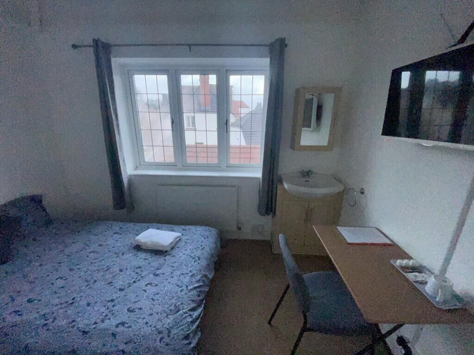 Bedroom 3, Canford house on Westbury on Trym, Bristol