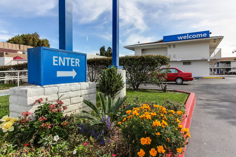 Exterior & Views 2, Super 8 By Wyndham Santa Clara, Santa Clara