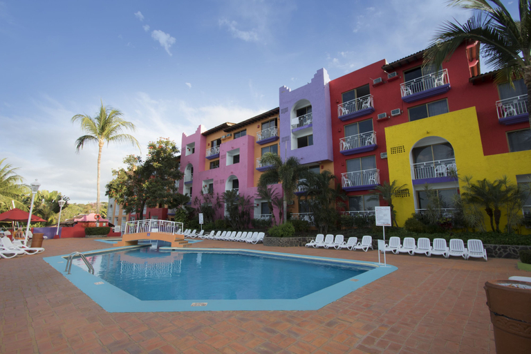 Sport & Beauty 5, Decameron Los Cocos Guayabitos, Ramada All-Inclusive Resort, Compostela