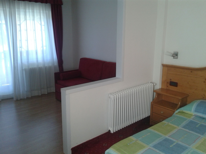 Bedroom 2, Garní al Nardis, Trento