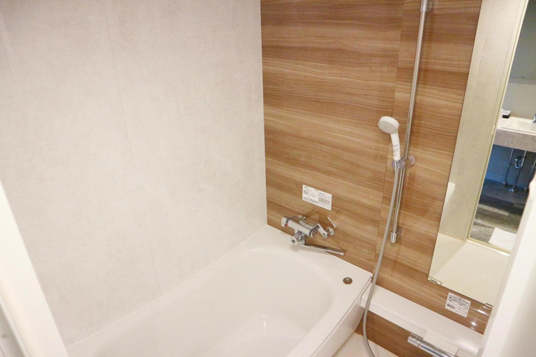 Bathroom 3, My Dear II - Adults Only, Osaka