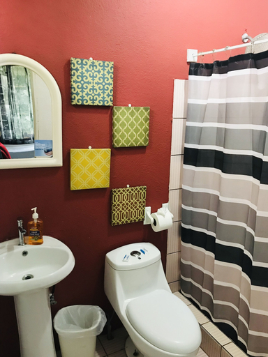 Bathroom, Hotel Millenium, Alajuela