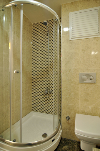 Bathroom 5, Hotel Ottoman Luxury, Fatih
