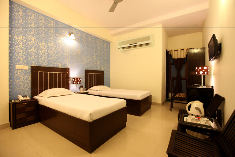 Bedroom 4, Hotel Airport City, Delhi