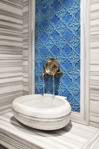 Bathroom 5, Divan Mersin, Merkez