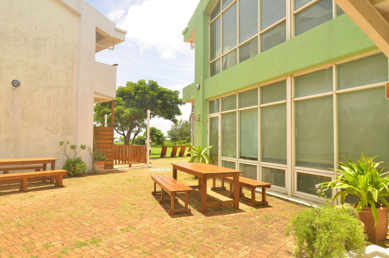 Exterior & Views 2, Kenting Comic B&B, Pingtung