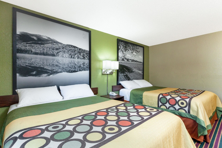 Bedroom 3, Super 8 by Wyndham Bath Hammondsport Area, Steuben