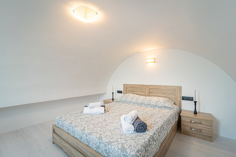 Bedroom 4, Rhenea Resort, South Aegean
