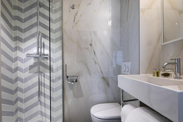 Bathroom 4, Maxim Quartier Latin, Paris