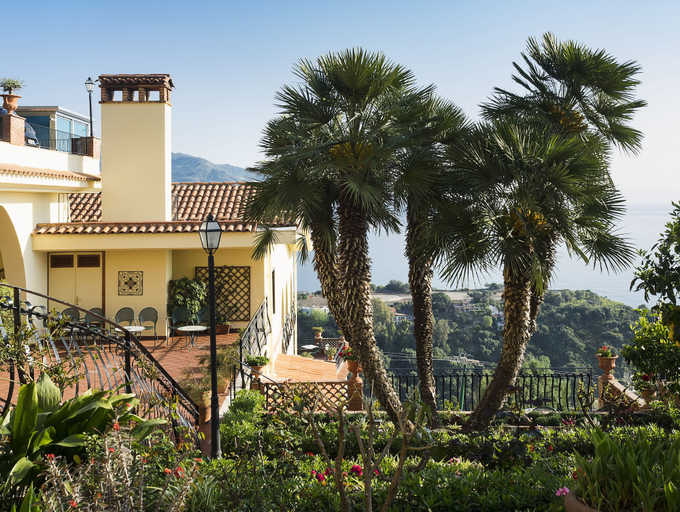 Exterior & Views 2, Hotel Sirius, Messina