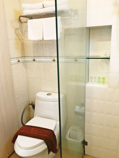 Bathroom 5, Royal Lee Resort & Spa, Phuket Island