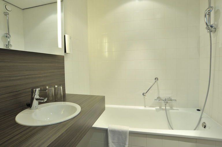 Bathroom 4, Fletcher Hotel Restaurant Weert, Weert