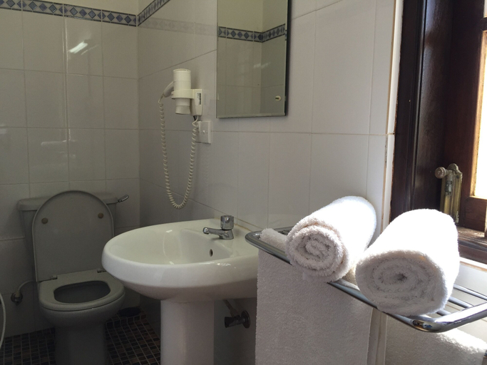 Bathroom 4, The Forest, Negombo