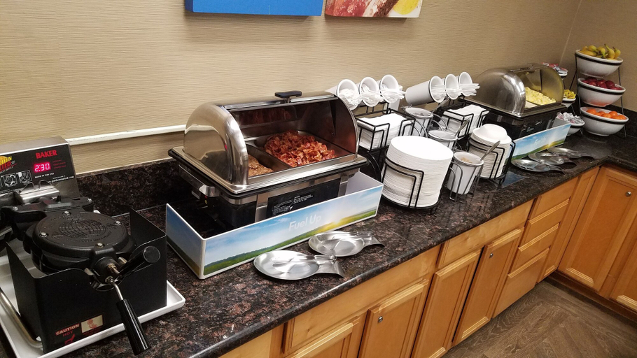 Food & Drinks 5, Comfort Inn & Suites Murrieta Temecula Wine Country, Riverside