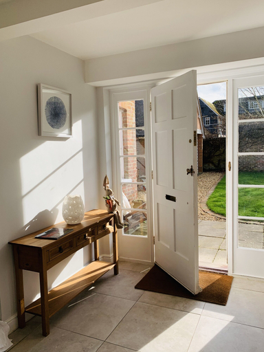 Others 4, Glebe House, Wiltshire